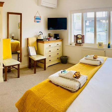 Avon Beach Bed & Breakfast Christchurch  Eksteriør bilde